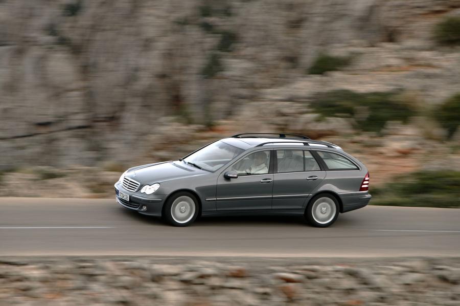  Mercedes-Benz C-Class Estate 2004 года  (фото 19 из 68)